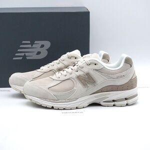 NEW Size 9 Men's New Balance 2002R Sneakers M2002RJN Light Dark Tan